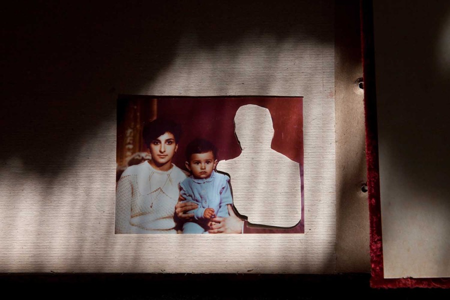 © Diana Markosian, "Inventando a mi padre"