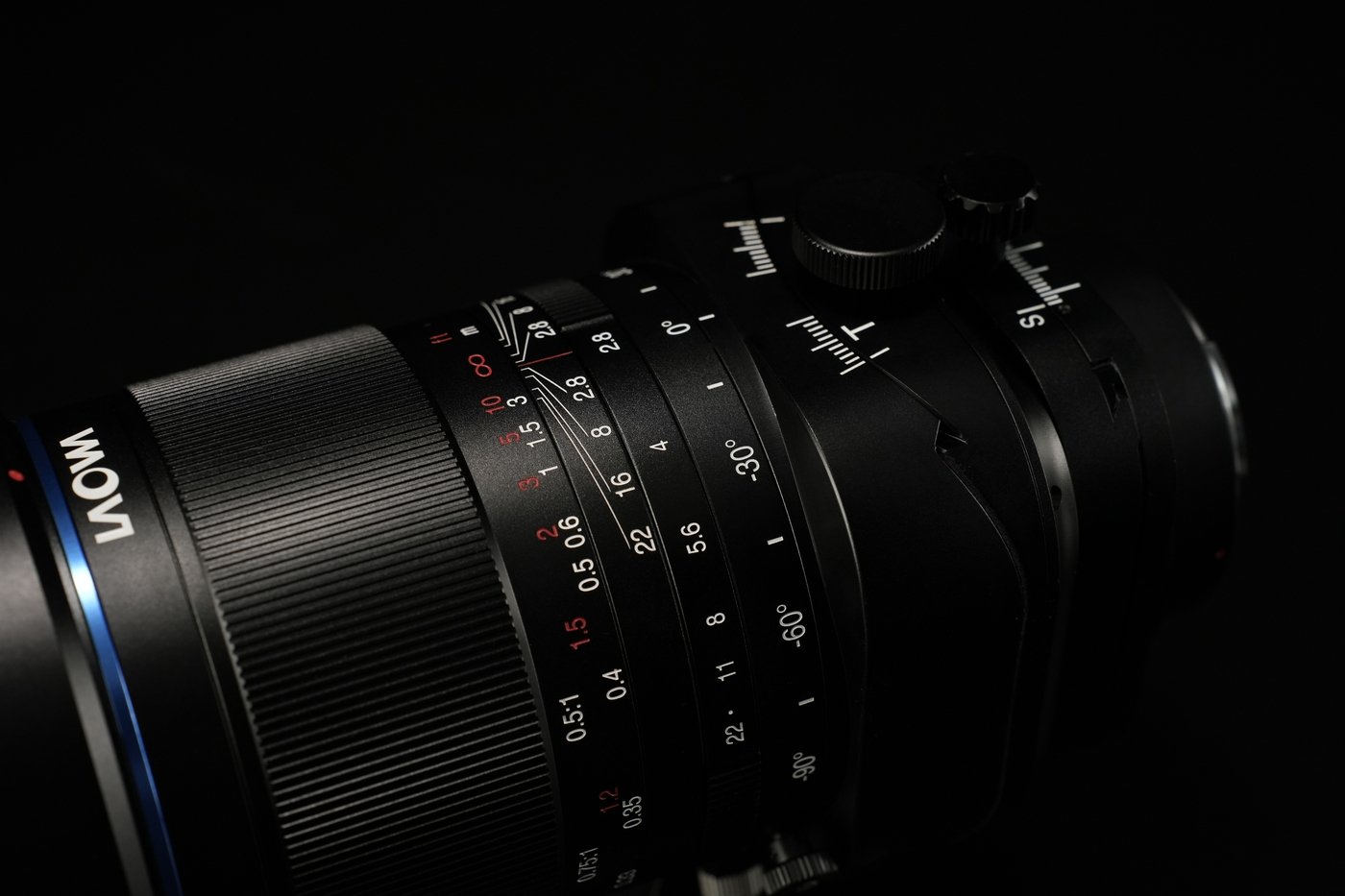 Lawoa FF II 55 y 100 mm f/2,8 Tilt-Shift 1x Macro