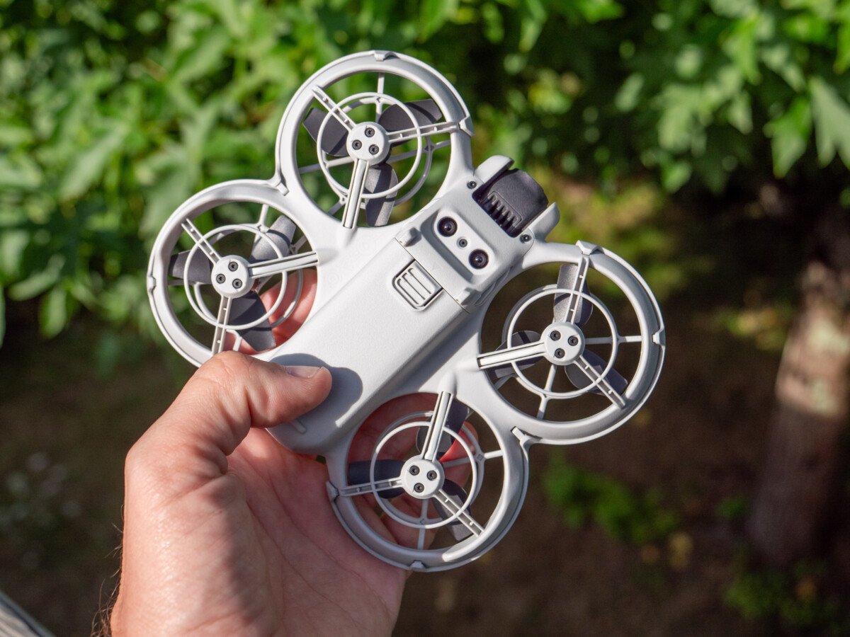 Dji neo