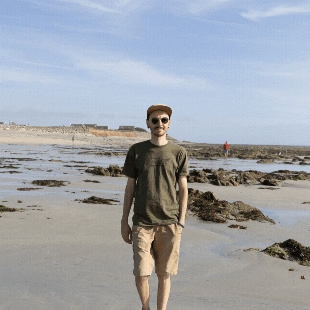 sujeto en la playa