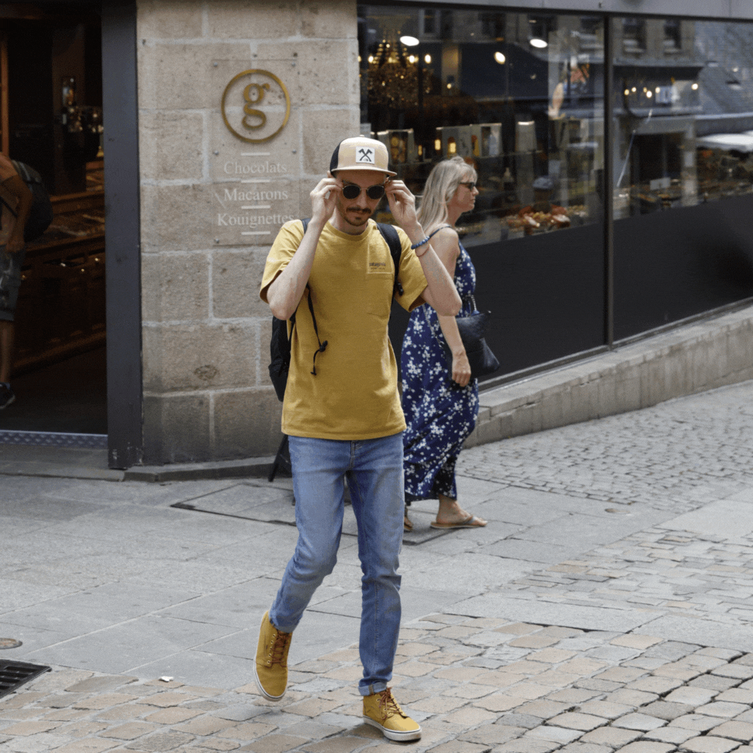 hombre caminando