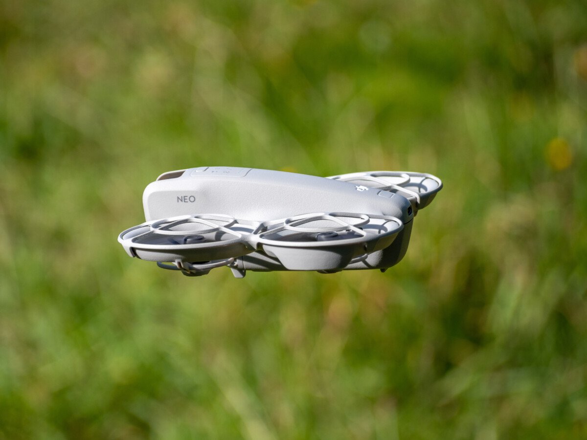 Dji neo