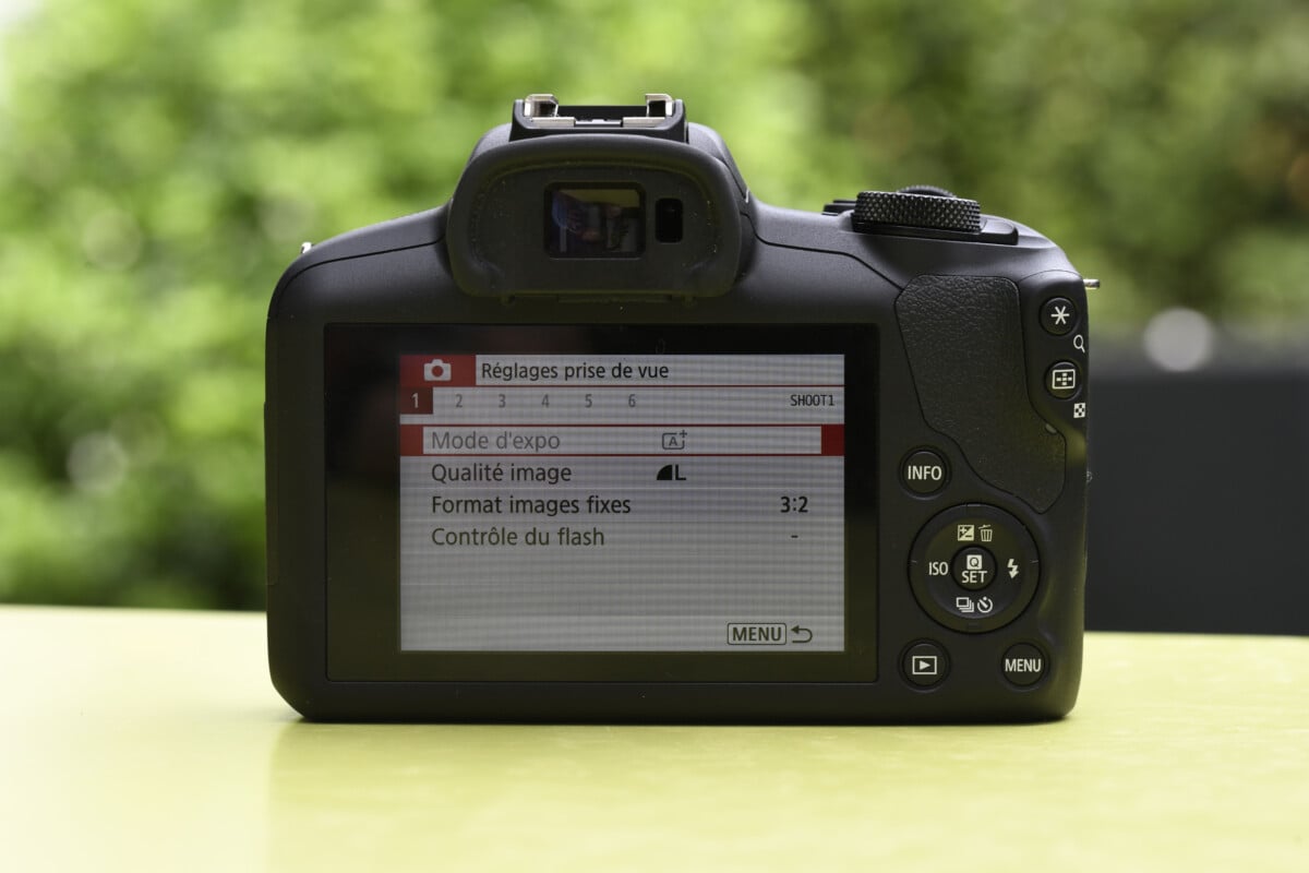 Los menús de la canon EOS R100