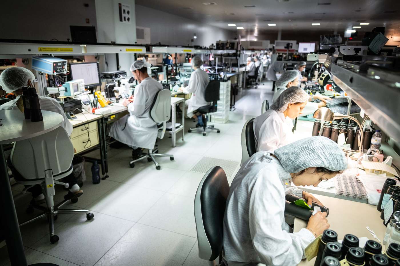 Leica celebra su 50 aniversario en Portugal y abre los bastidores de su fábrica