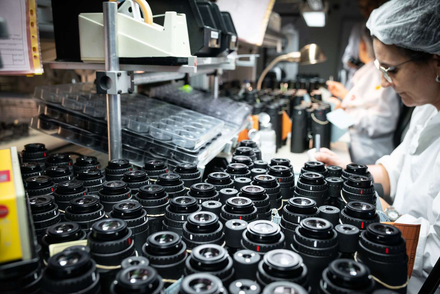 Leica celebra su 50 aniversario en Portugal y abre los bastidores de su fábrica
