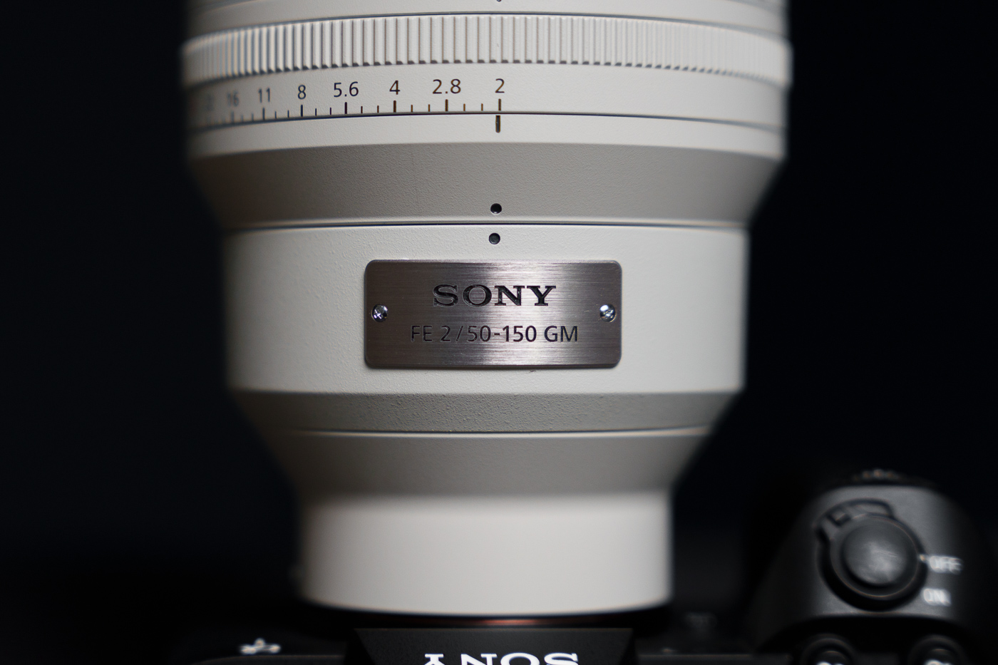 Foto en paquete Sony FE 50-150 mm f/2 GM