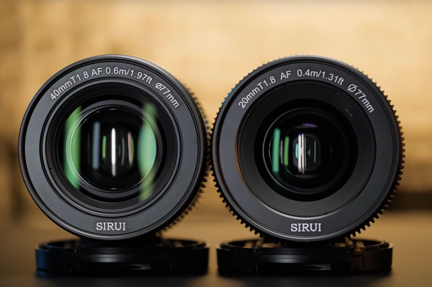 Sirui 20mm T1.8 1.33x S35 AF anamórfico