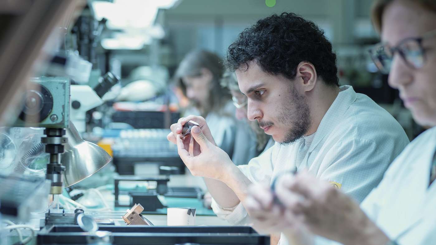 Leica celebra su 50 aniversario en Portugal y abre los bastidores de su fábrica